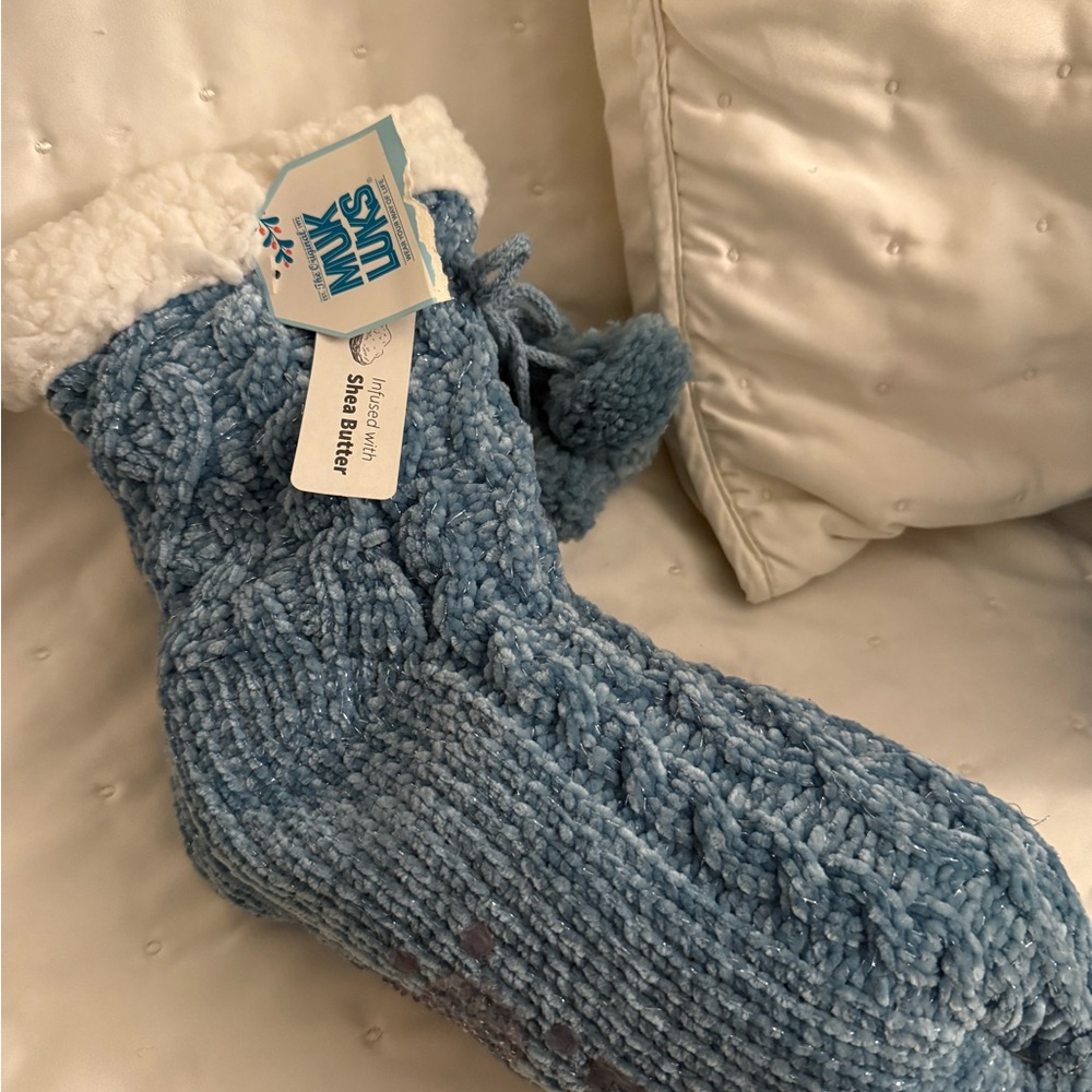 Muk Luks Blue Knit Slipper Socks